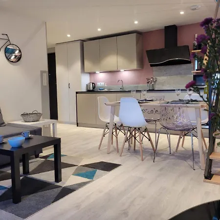 Cosis - 2 - 4 Pers - Duplex - Parking - Wifi